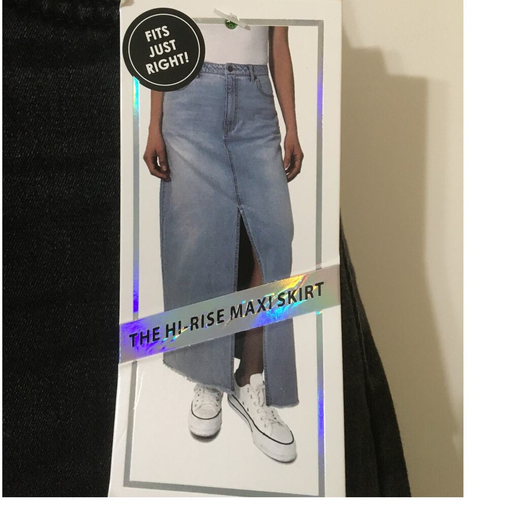 NWT Tinseltown Hi-Rise Black Jean. Denim Maxi Skirt Medium Five Pocket Design